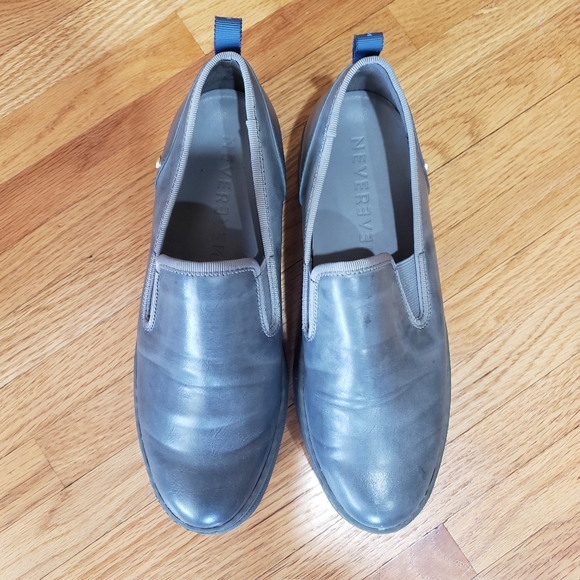 nevereven platform sneaker